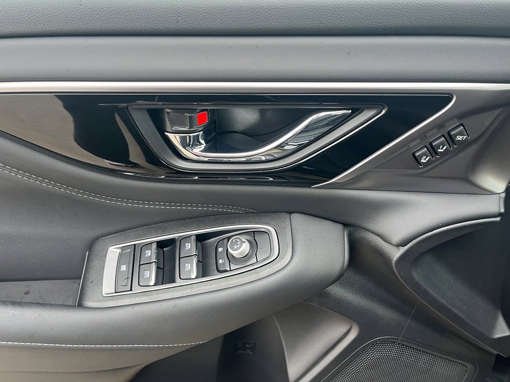 Certified 2025 Subaru Legacy Limited image 14