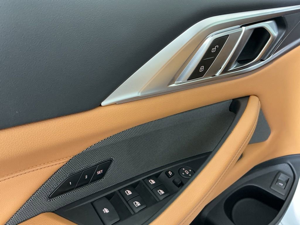 New 2026 BMW 430i Convertible w/ M Sport Package image 18