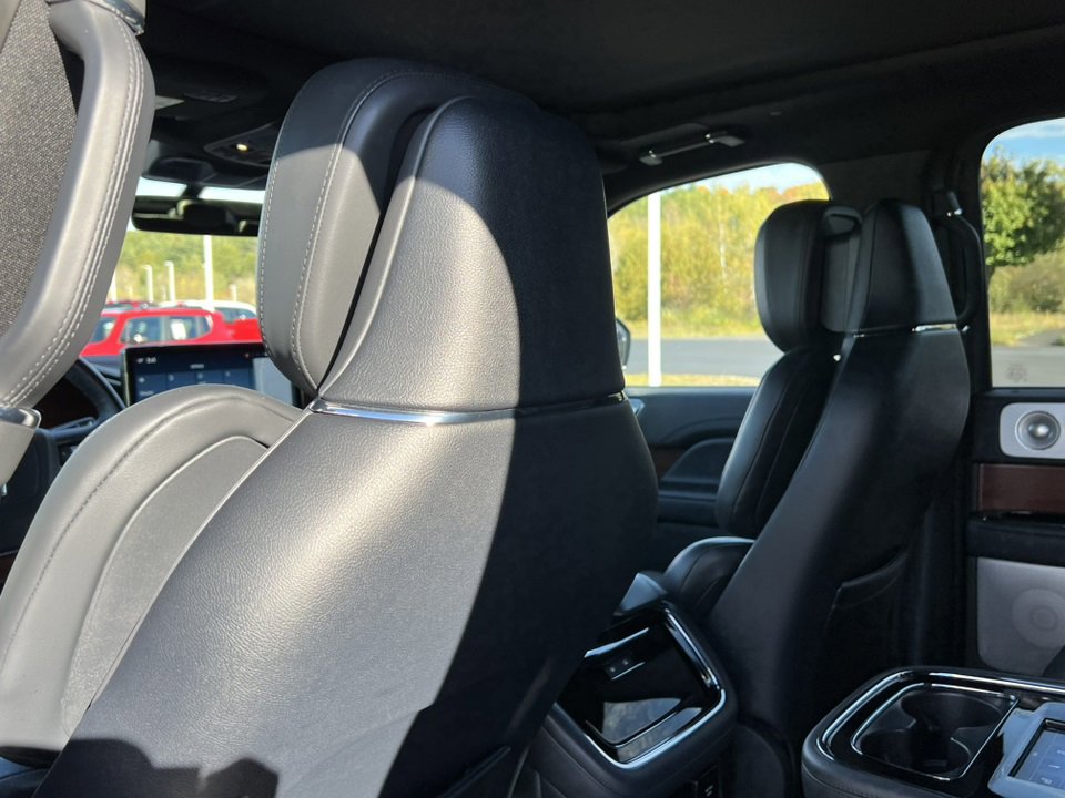 Used 2022 Lincoln Navigator L Reserve image 36