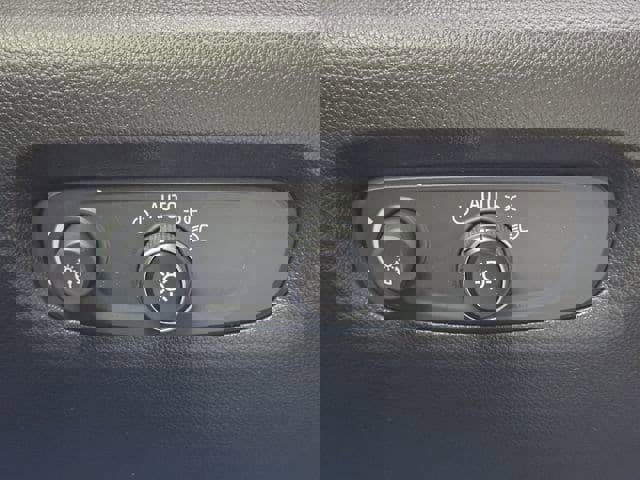 Used 2023 Chevrolet Traverse High Country image 22