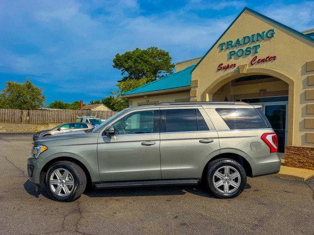 Used 2019 Ford Expedition XLT w/ Equipment Group 201A RWD image 30