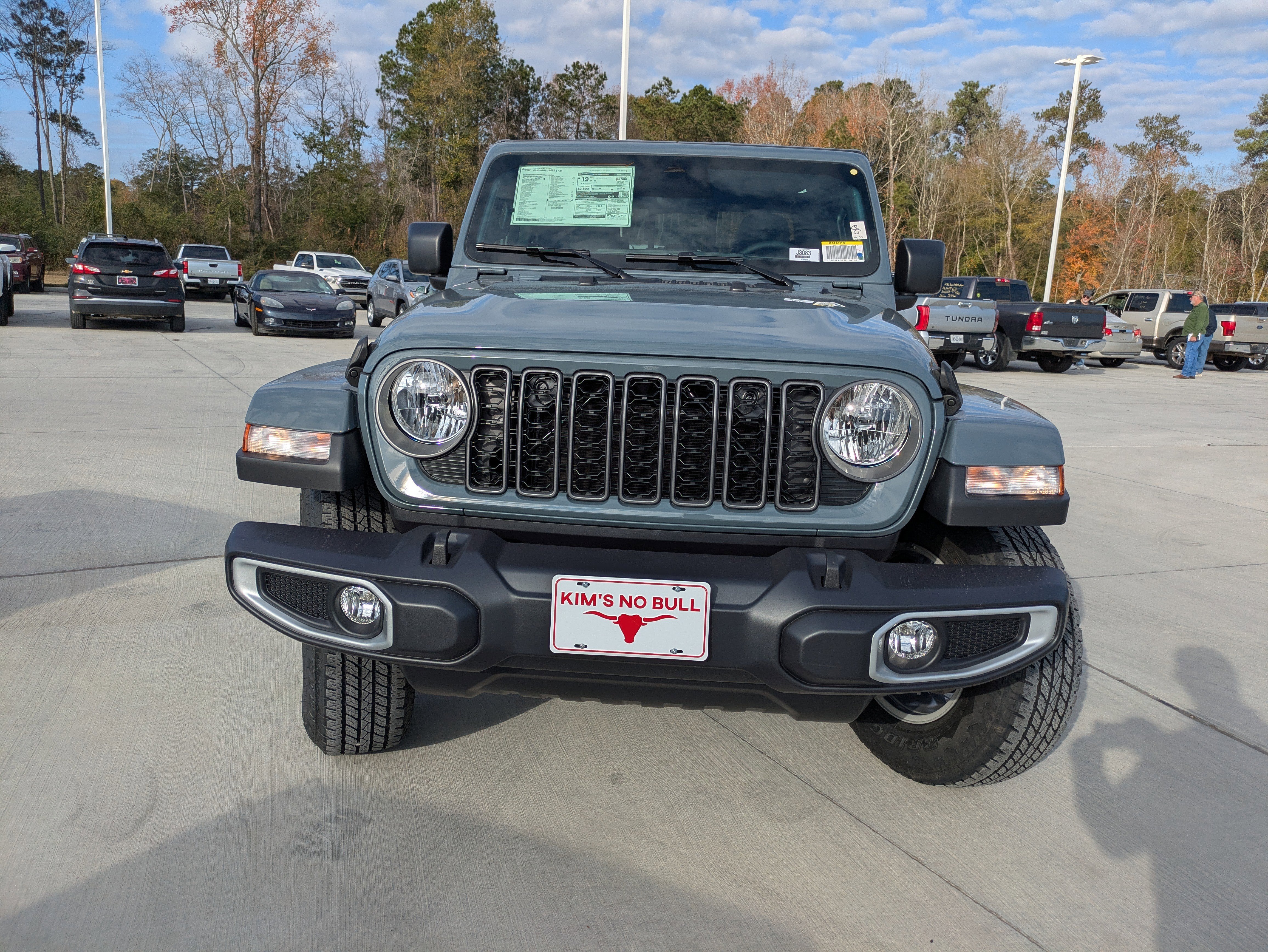New 2026 Jeep Gladiator Sport AWD/4WD image 2