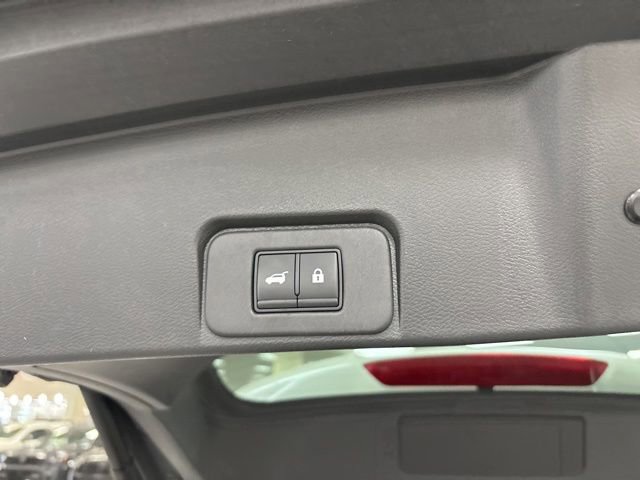 Used 2021 Nissan Rogue SL FWD image 14