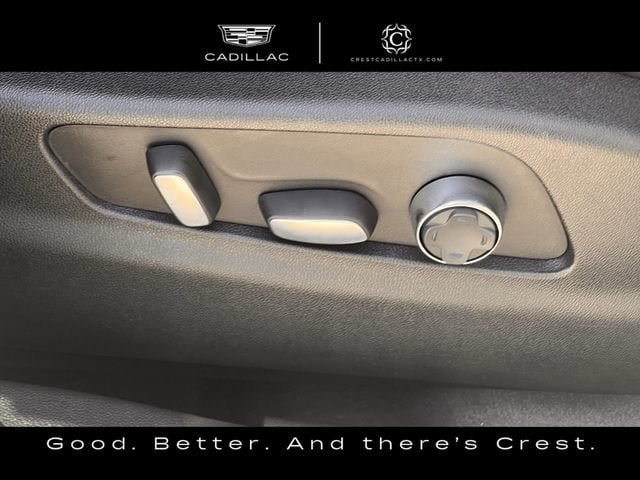 Certified 2025 Cadillac XT4 Premium Luxury w/ LPO, Floor Liner Package FWD image 26