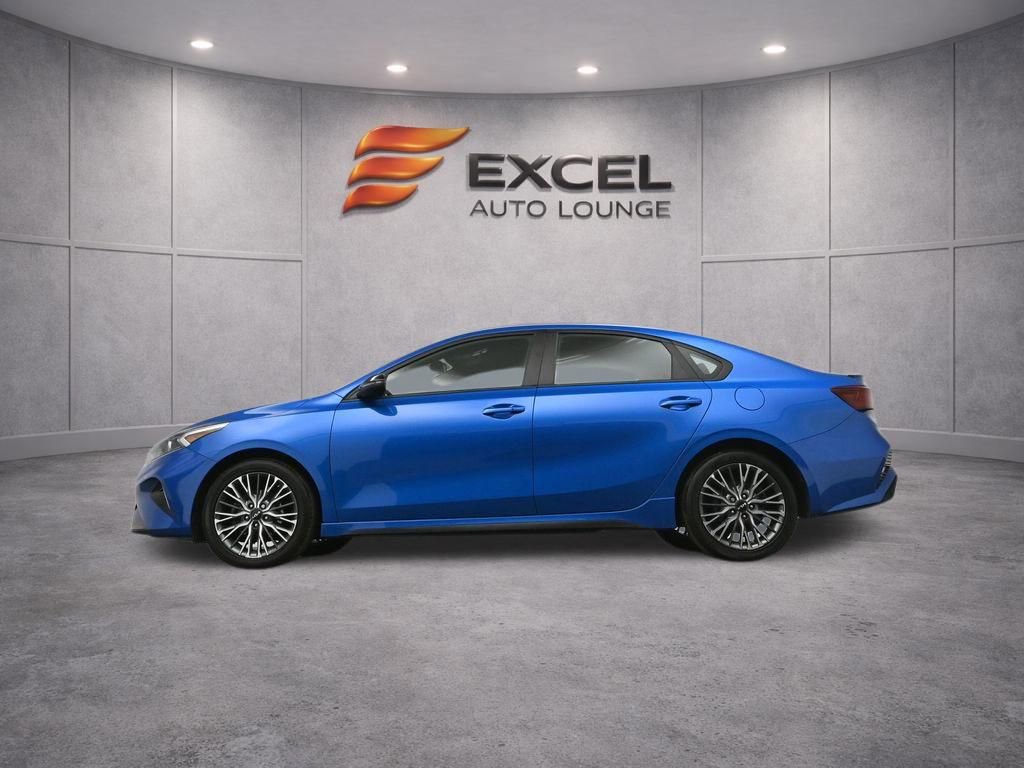Used 2023 Kia Forte GT-Line w/ GT-Line Technology Package FWD image 43