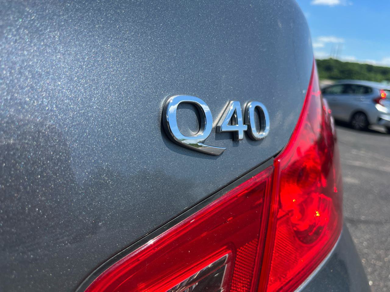 Used 2015 INFINITI Q40 AWD w/ Moonroof Package image 14