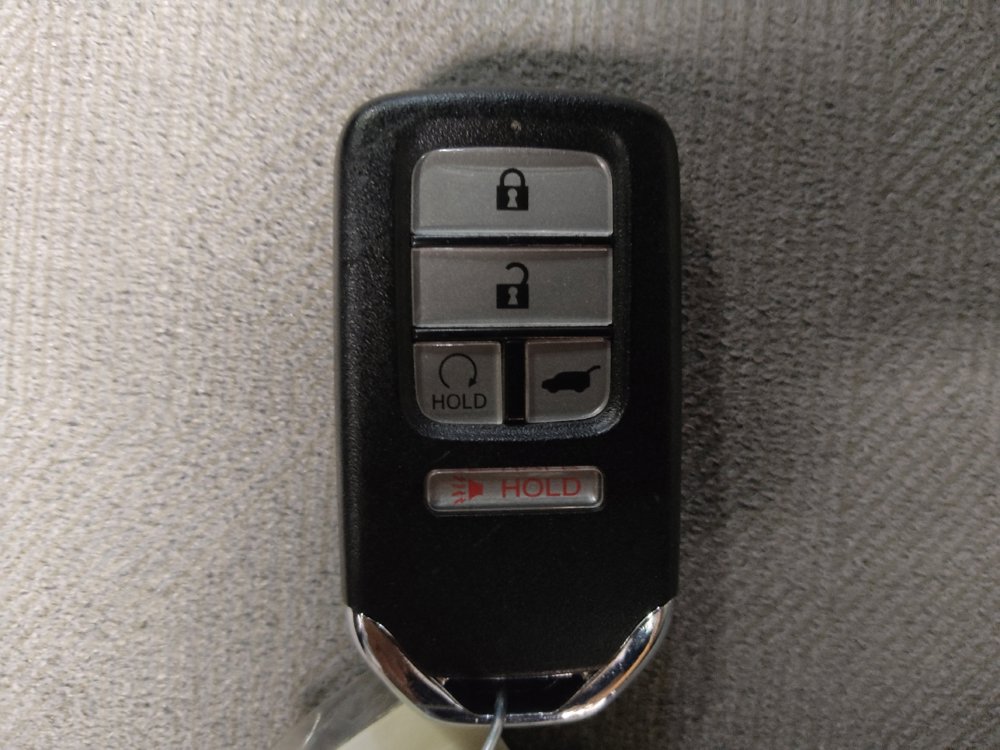 Used 2021 Honda Pilot EX image 32
