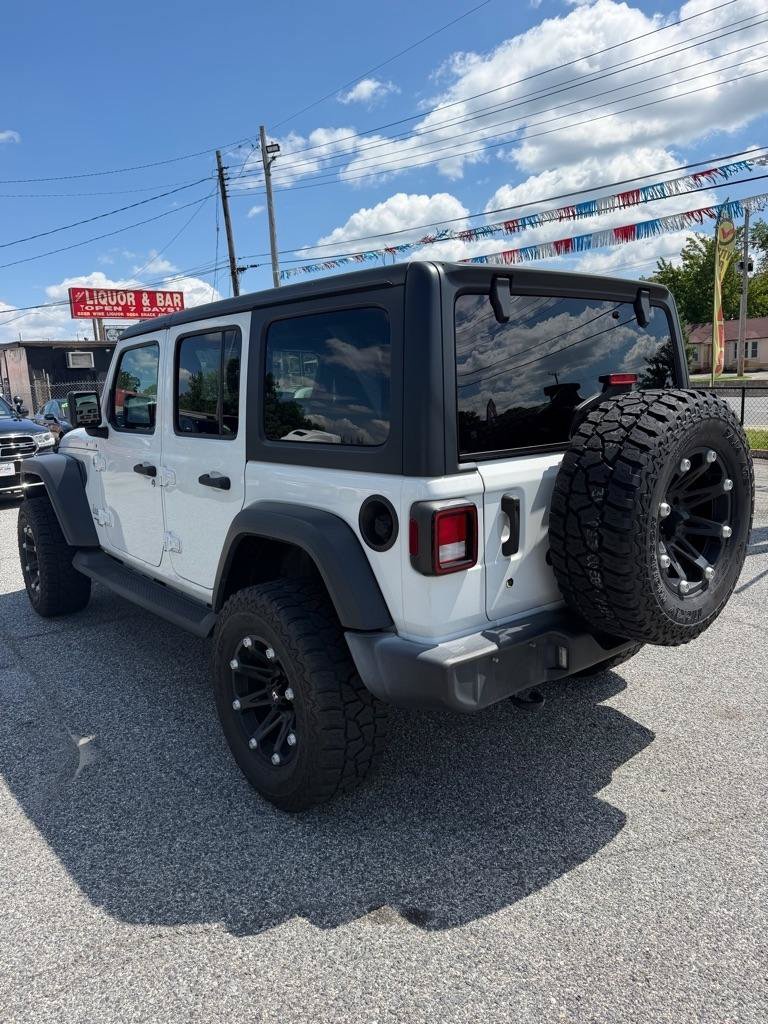 Used 2018 Jeep Wrangler Unlimited Sport S AWD/4WD image 5