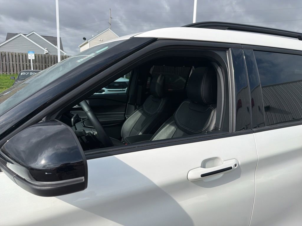 Used 2024 Ford Explorer ST w/ Equipment Group 401A image 9