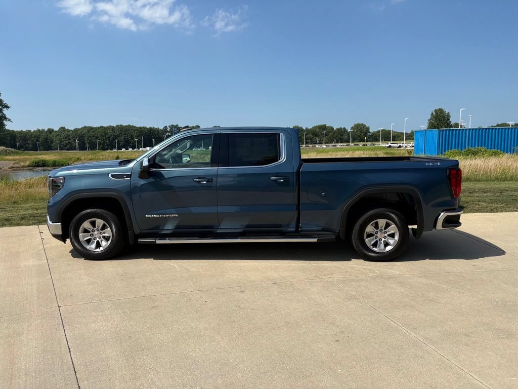 Used 2024 GMC Sierra 1500 SLE AWD/4WD image 6