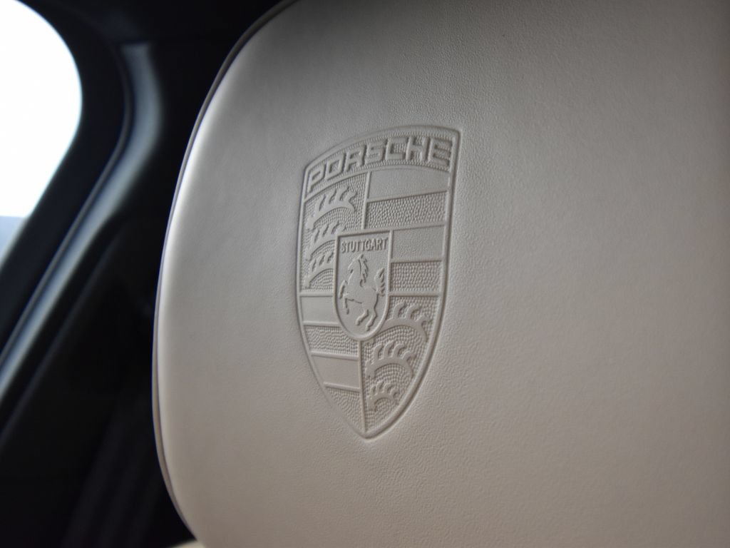Used 2026 Porsche Macan AWD/4WD image 33