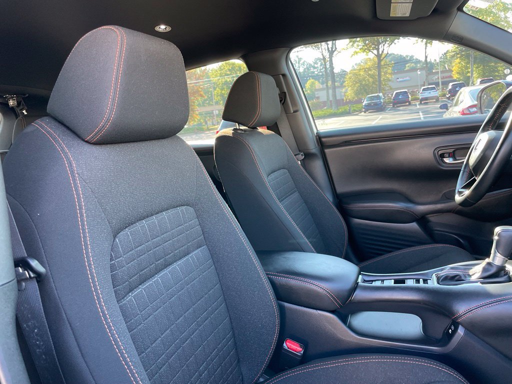 Certified 2025 Honda HR-V Sport image 31