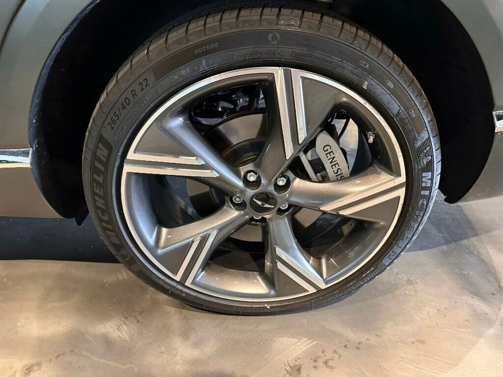 Used 2025 Genesis GV80 2.5T Prestige AWD/4WD image 11