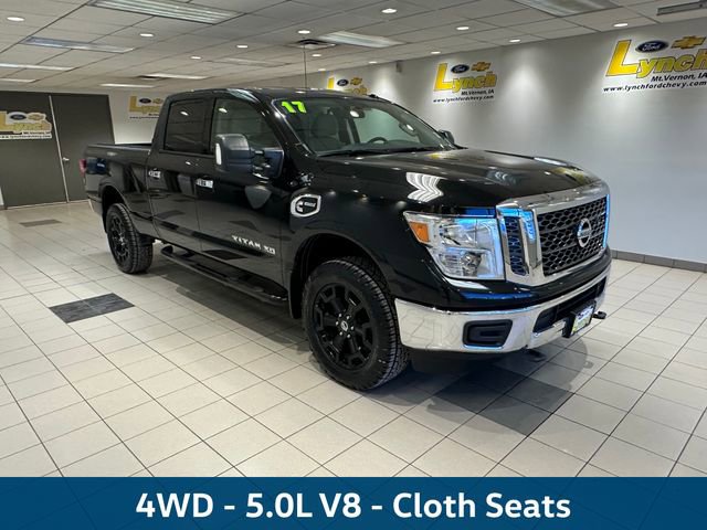 Used 2017 Nissan Titan SV image 1
