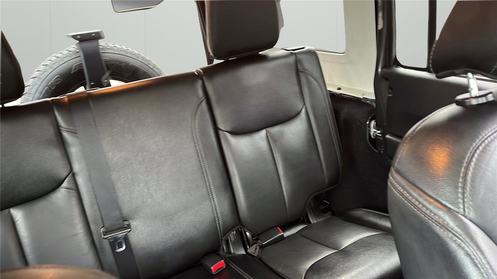 Used 2018 Jeep Wrangler Altitude image 16