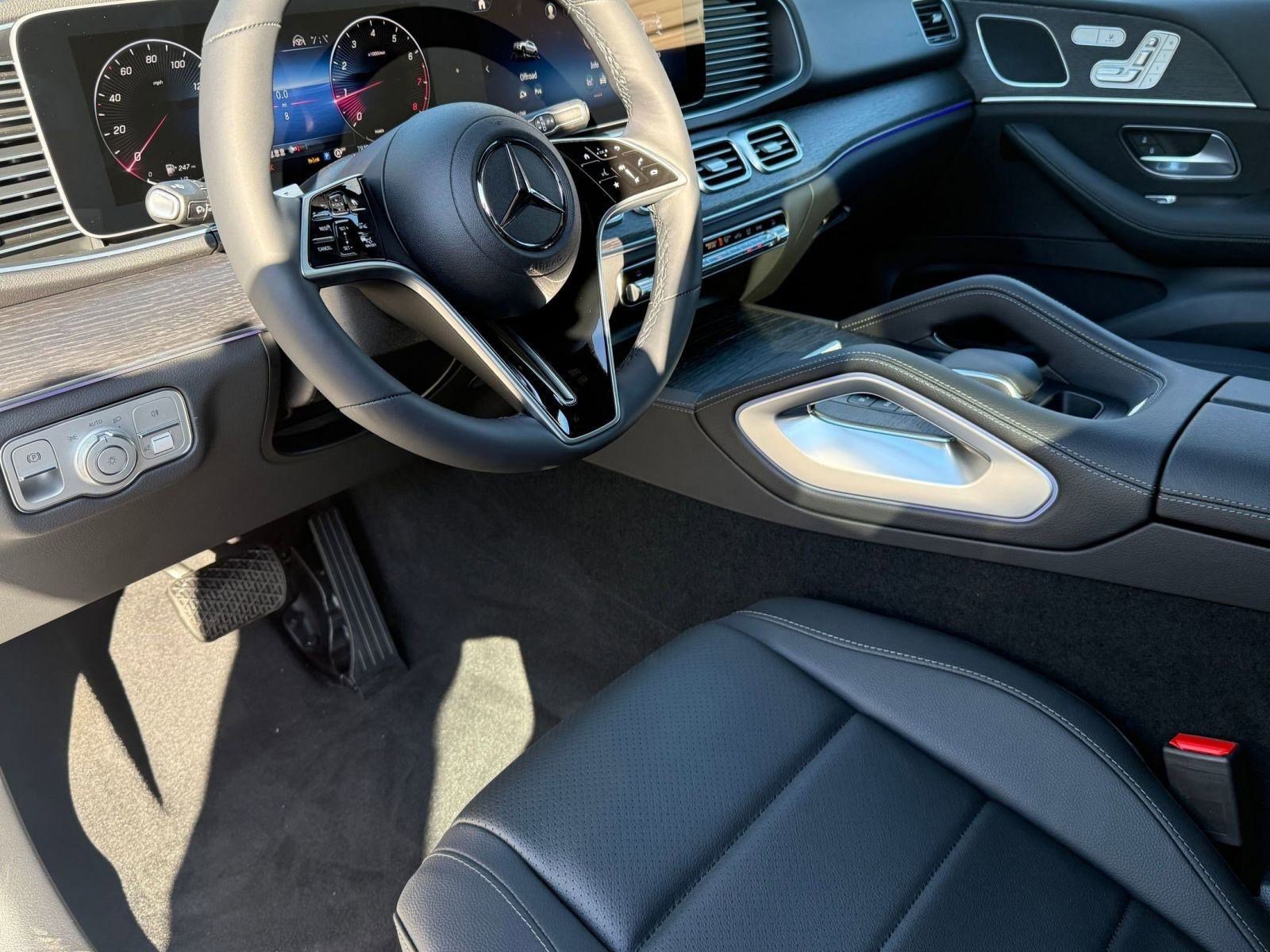 New 2026 Mercedes-Benz GLE 350 4MATIC image 3