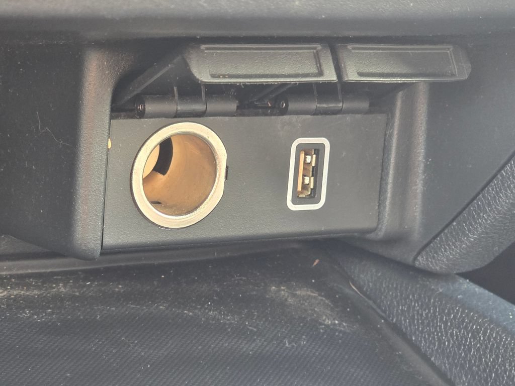 Used 2022 Honda Pilot Sport image 29