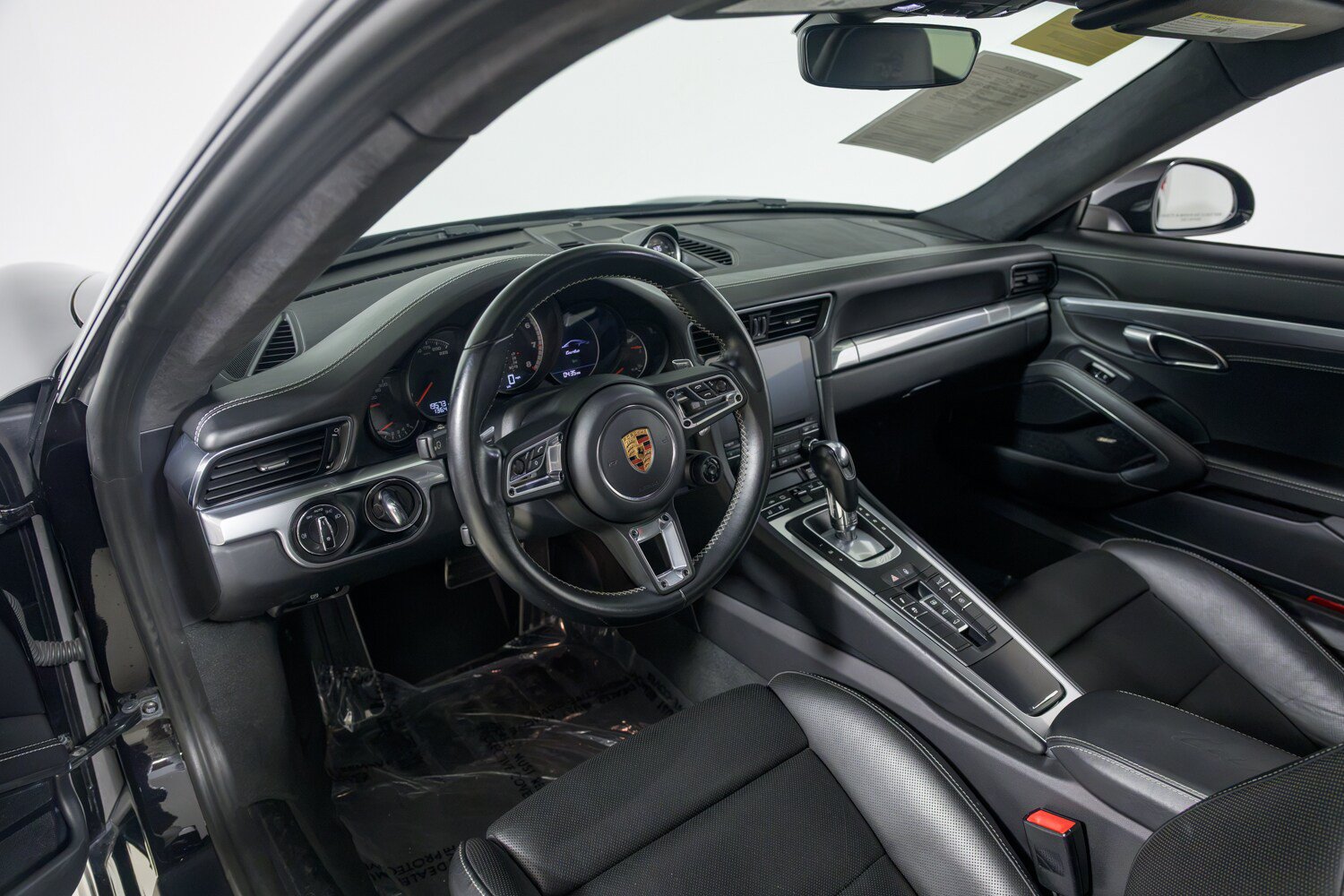Used 2018 Porsche 911 Turbo AWD/4WD image 18