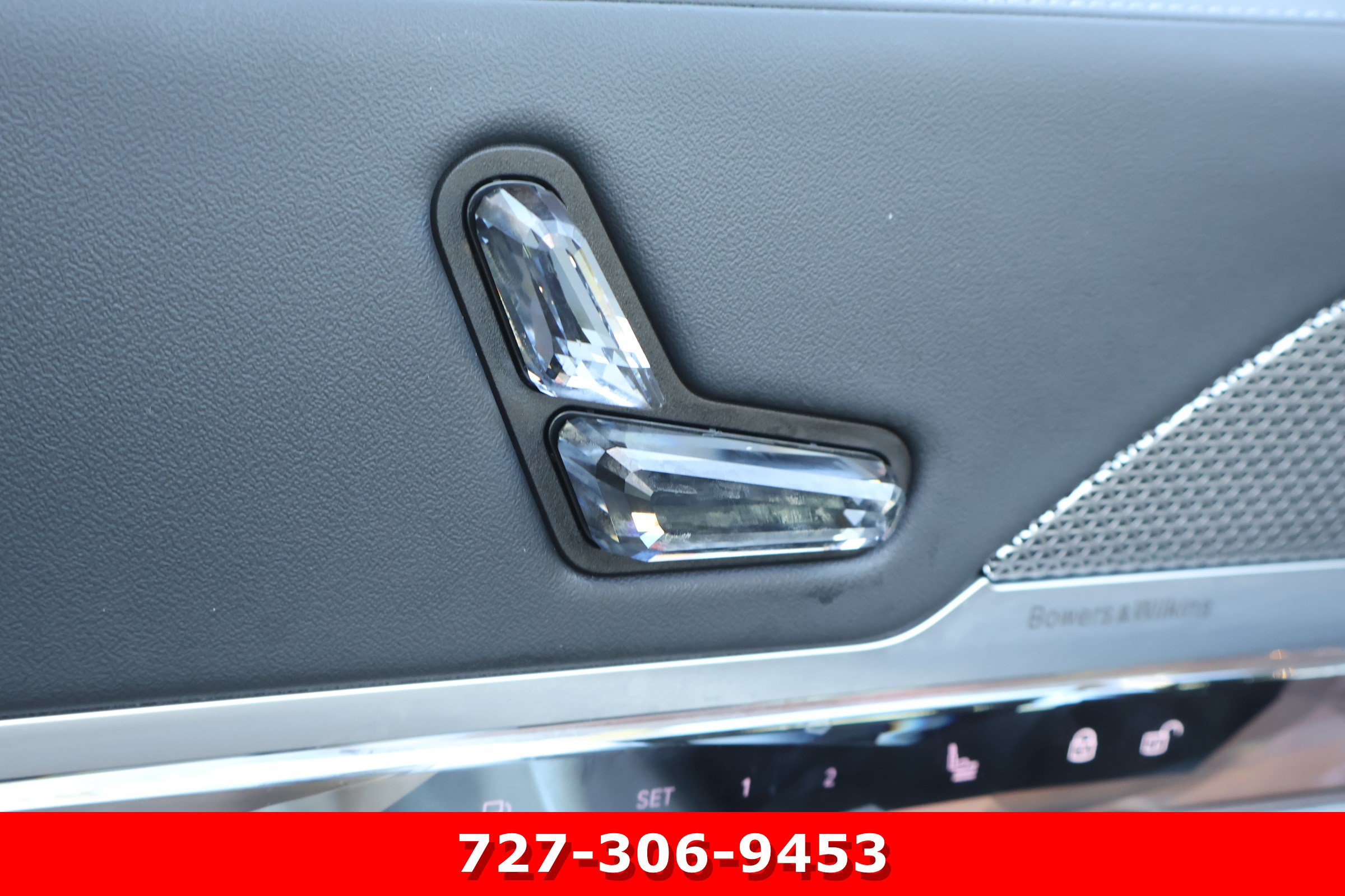 Used 2026 BMW 750e xDrive w/ Luxury Rear Seating Package AWD/4WD image 15