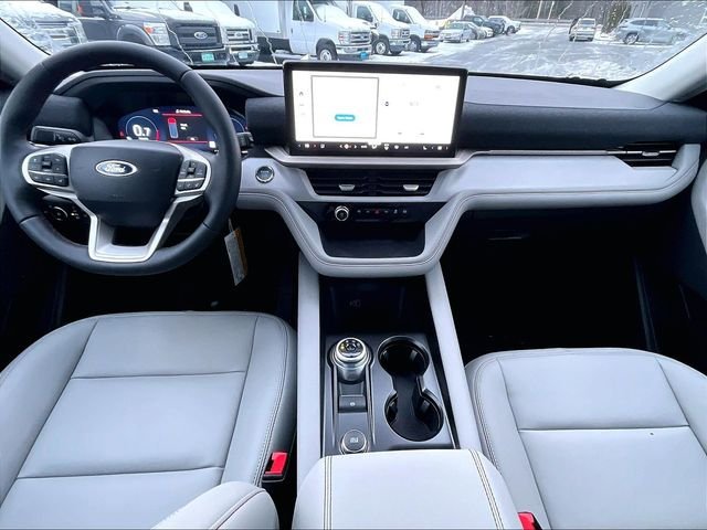 New 2026 Ford Explorer Active w/ Active Comfort Package AWD/4WD image 5