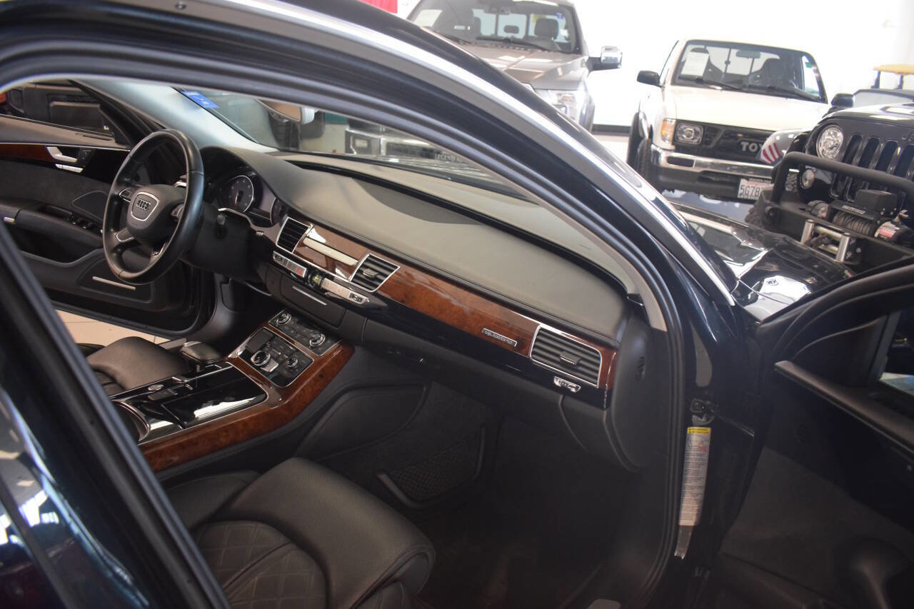 Used 2013 Audi A8 L 3.0T image 35