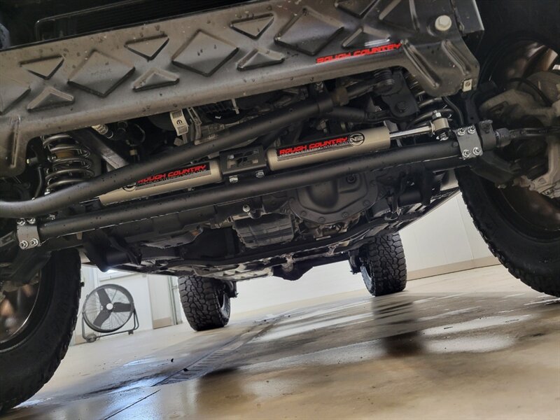 Used 2022 Jeep Wrangler Unlimited Sahara w/ LED Lighting Group AWD/4WD image 26