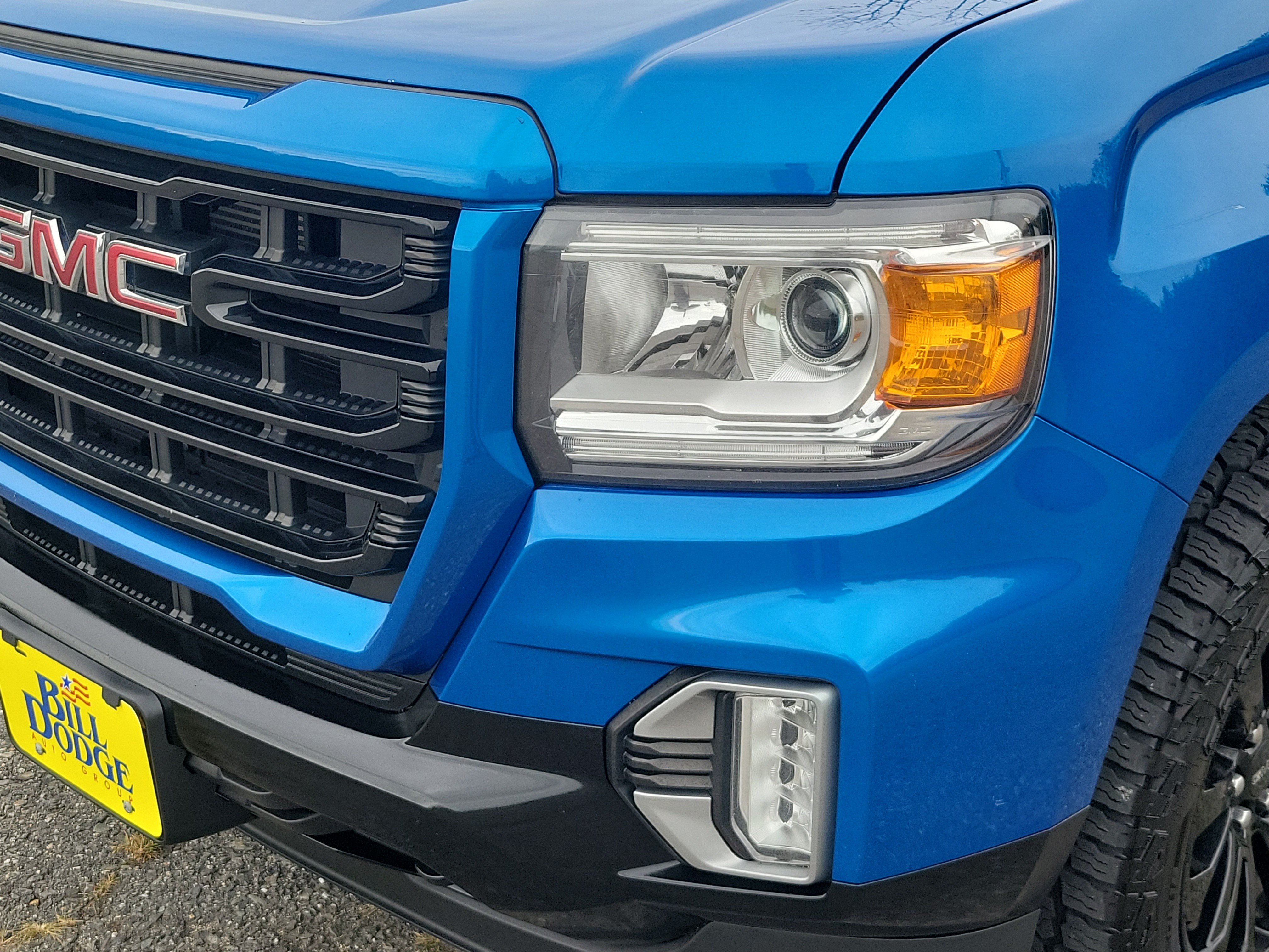 Used 2022 GMC Canyon Elevation w/ Trailering Package AWD/4WD image 9