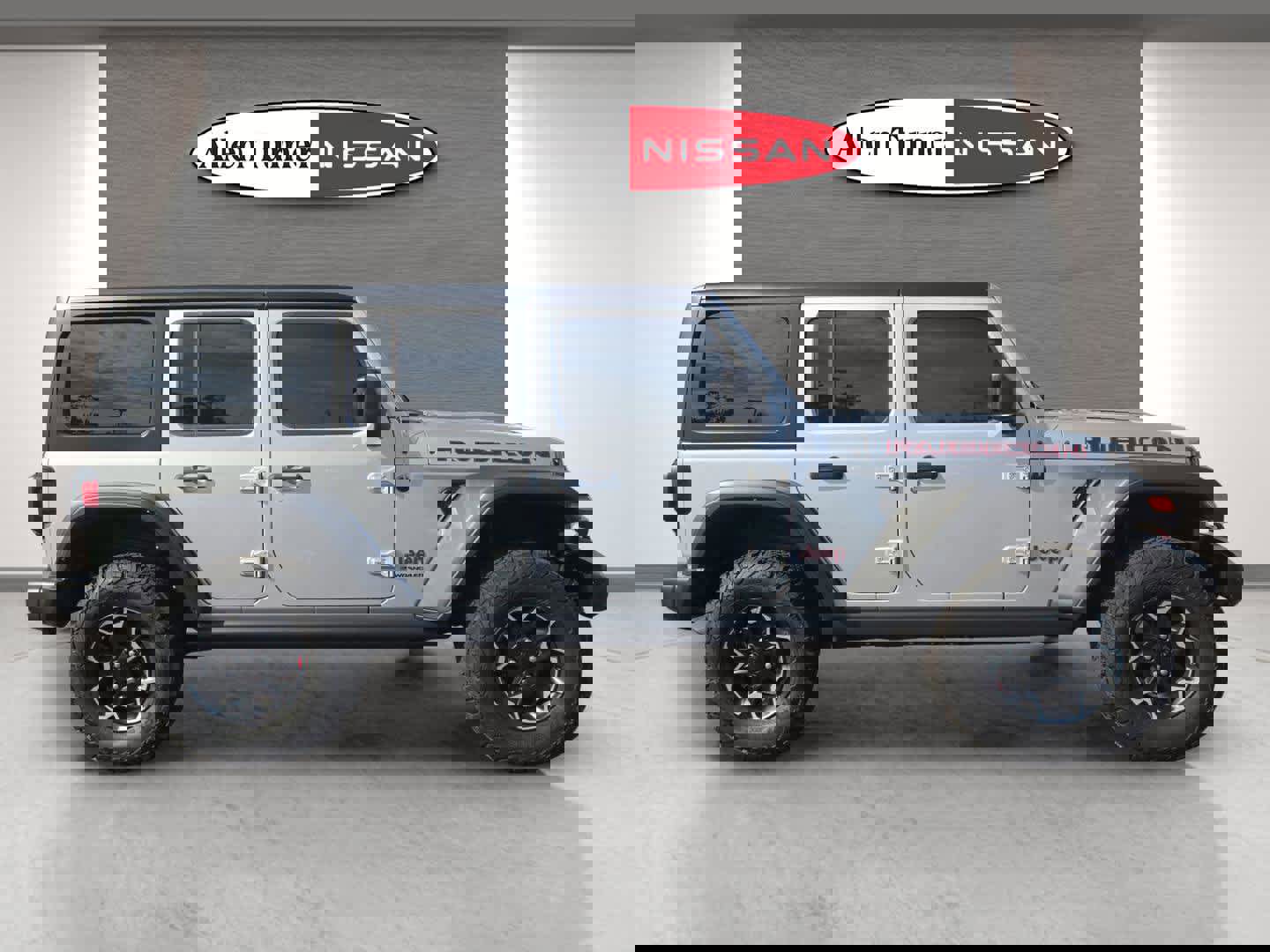 Used 2023 Jeep Wrangler Unlimited Rubicon image 4