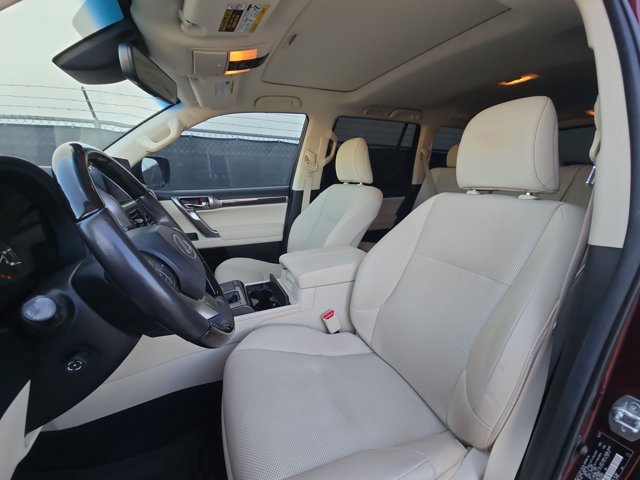 Used 2022 Lexus GX 460 Premium w/ Premium Package AWD/4WD image 17