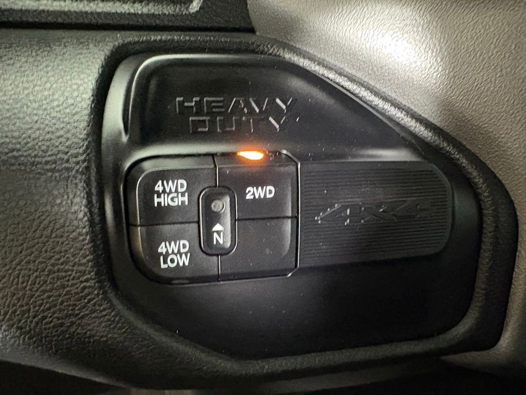 Used 2024 RAM 3500 Big Horn AWD/4WD image 29