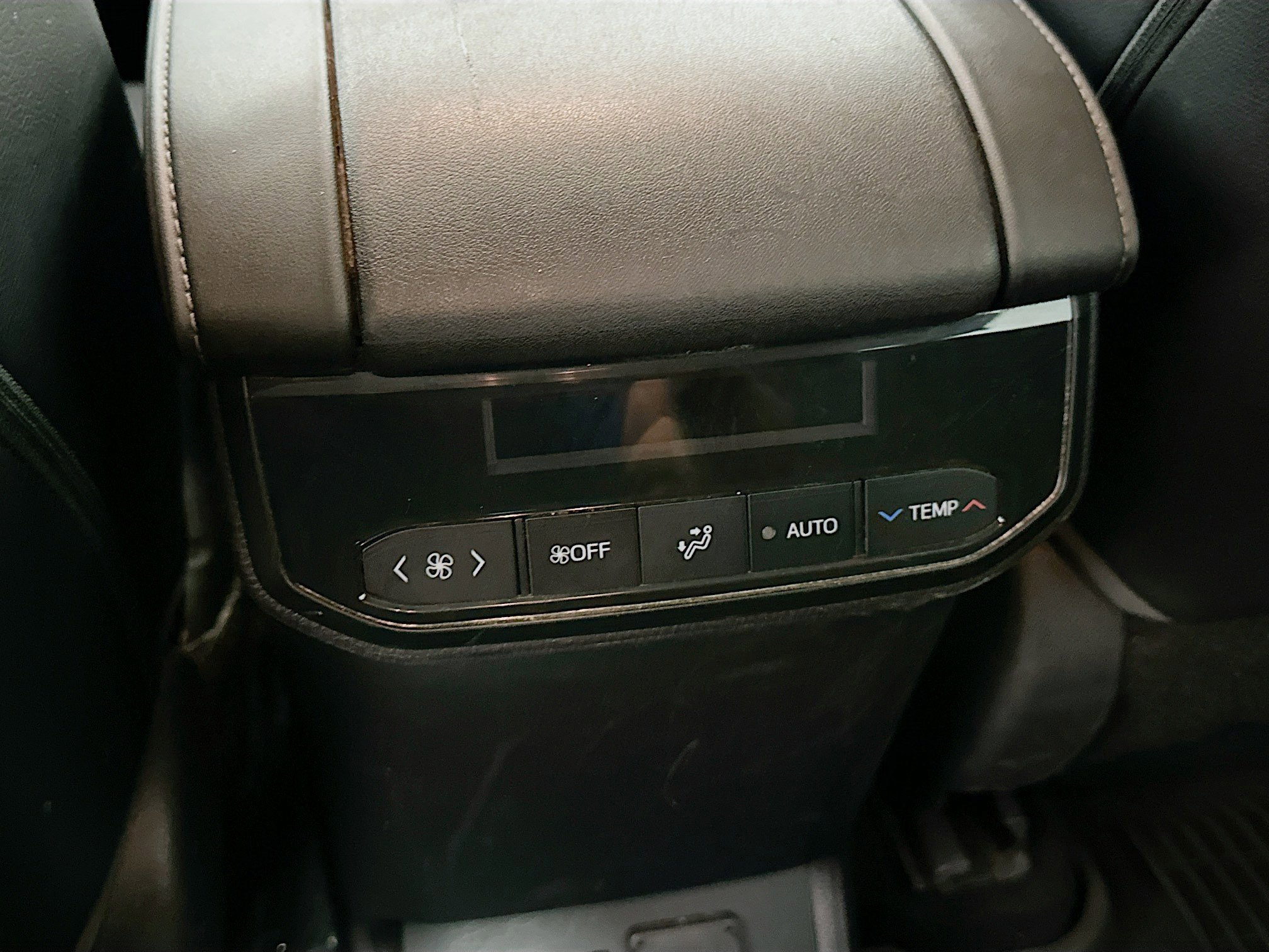 Used 2021 Toyota Highlander Limited image 27