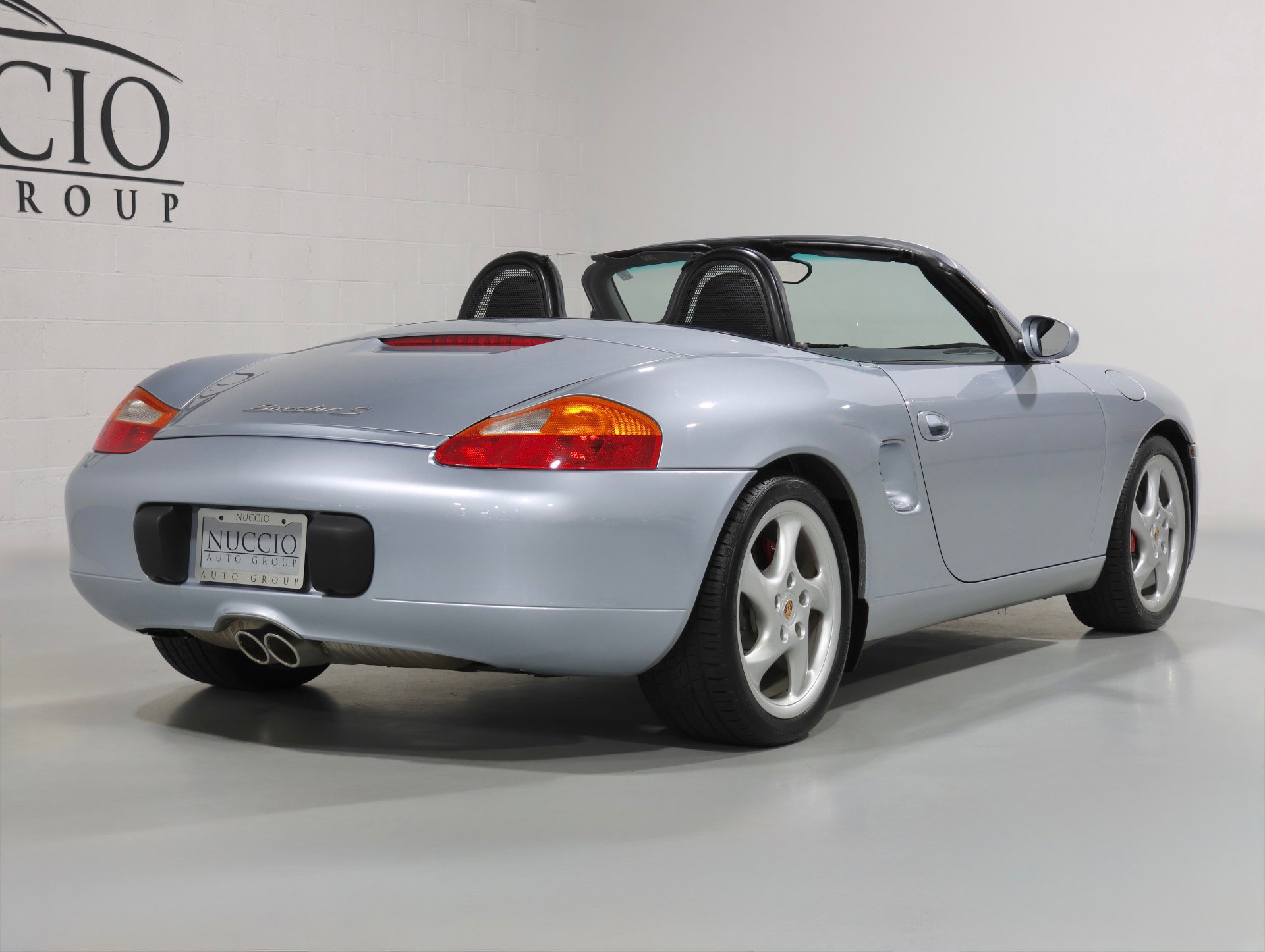 Used 2001 Porsche Boxster S image 51