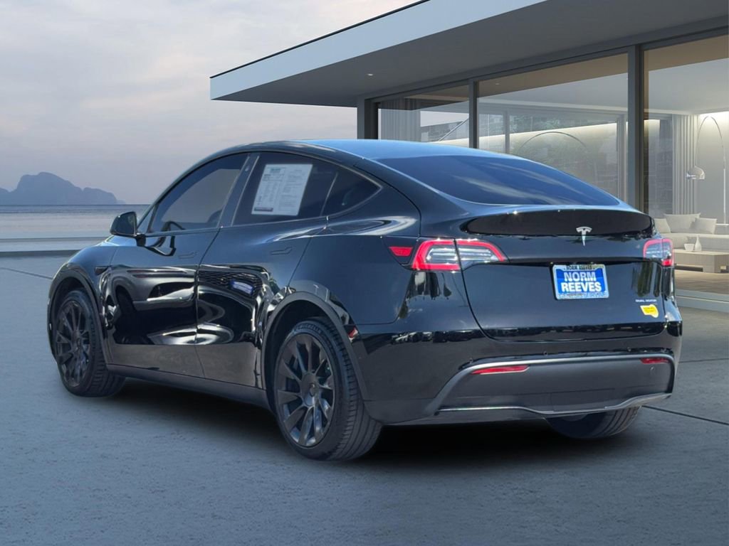Used 2022 Tesla Model Y Long Range image 6