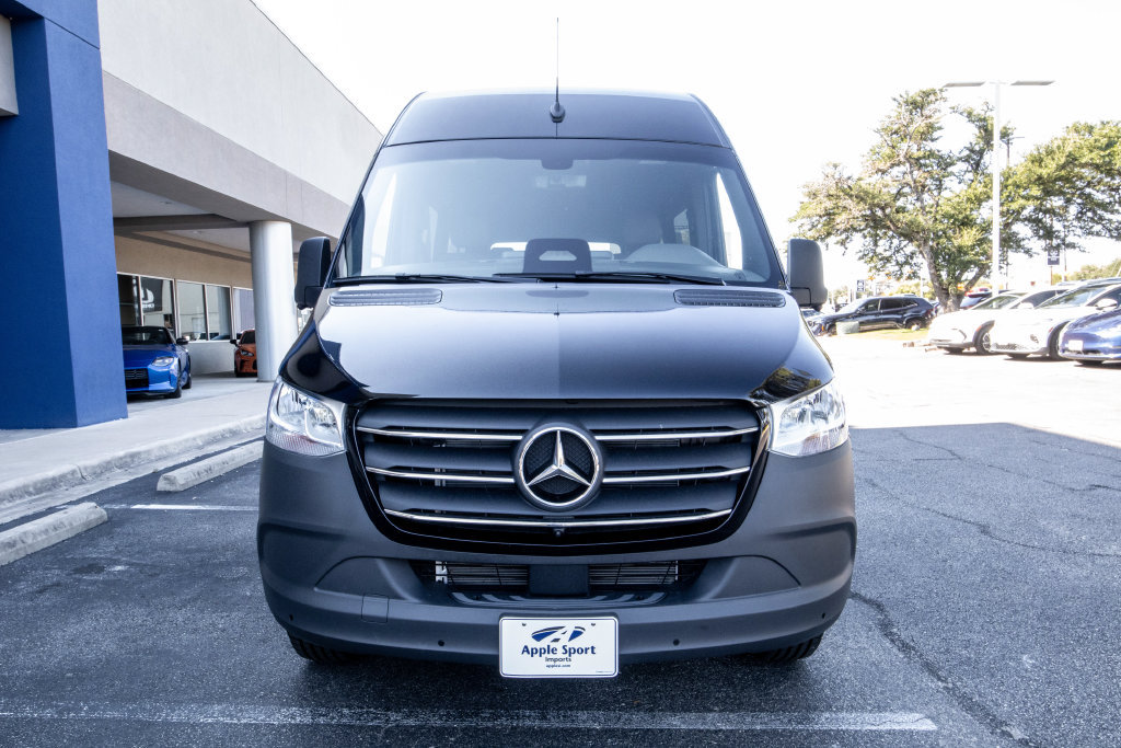 Used 2026 Mercedes-Benz Sprinter 2500 image 3