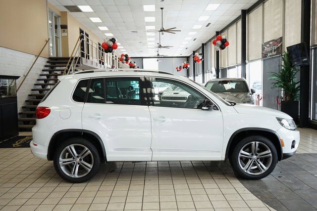 Used 2017 Volkswagen Tiguan Sport image 17