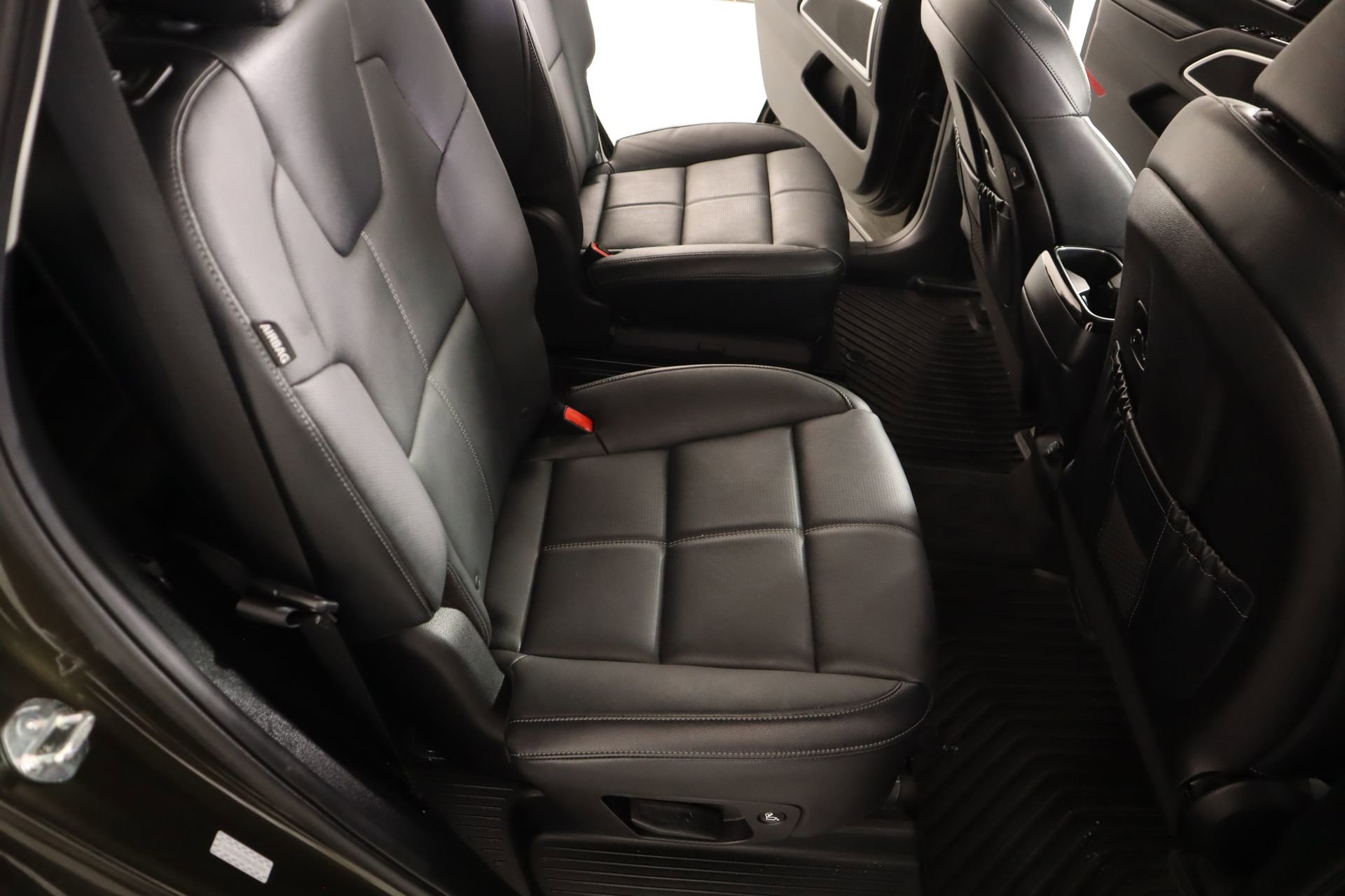 Used 2024 Kia Telluride EX w/ EX Captain's Chair Package image 15