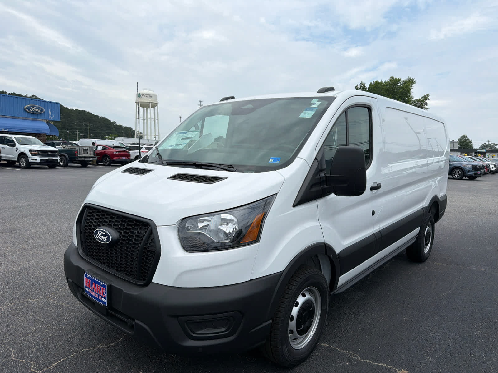 New 2026 Ford Transit 250 Low Roof RWD image 7