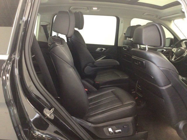 Used 2020 BMW X7 xDrive40i w/ Luxury Seating Package AWD/4WD image 16