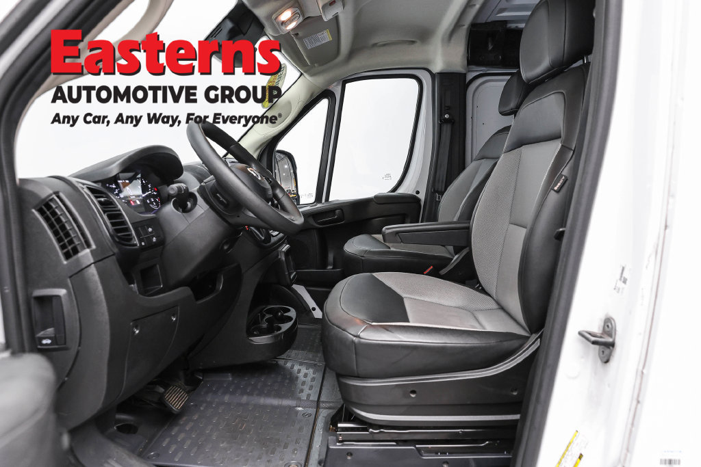 Used 2025 RAM ProMaster 2500 w/ Convenience Group FWD image 16
