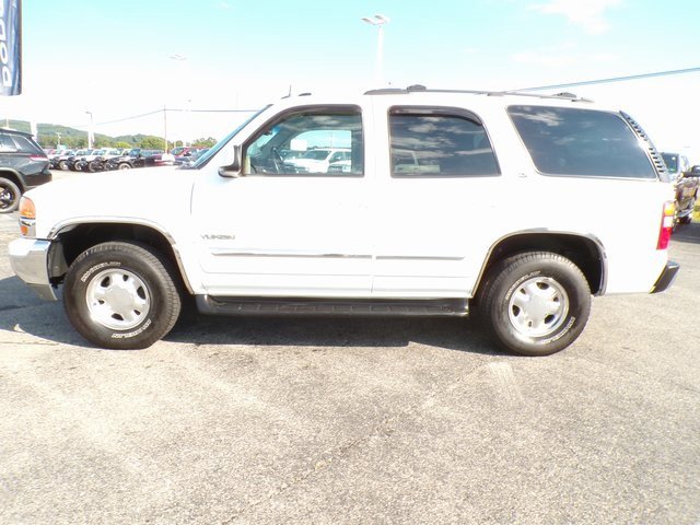 Used 2003 GMC Yukon SLT w/ 1SD Preferred Equipment Group image 2