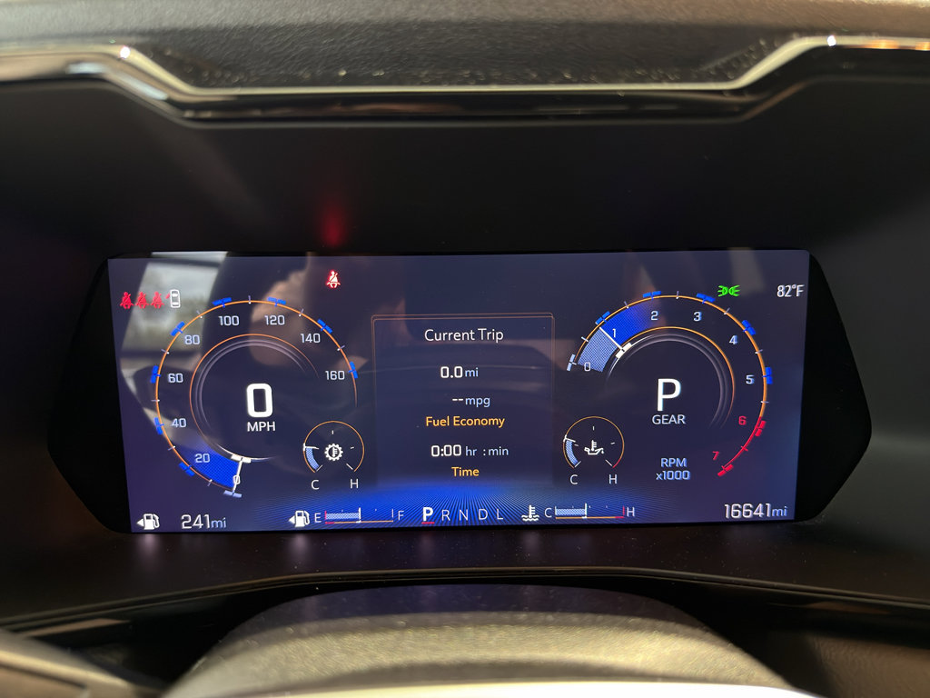 Used 2024 Chevrolet Colorado LT w/ LT Convenience Package II image 12