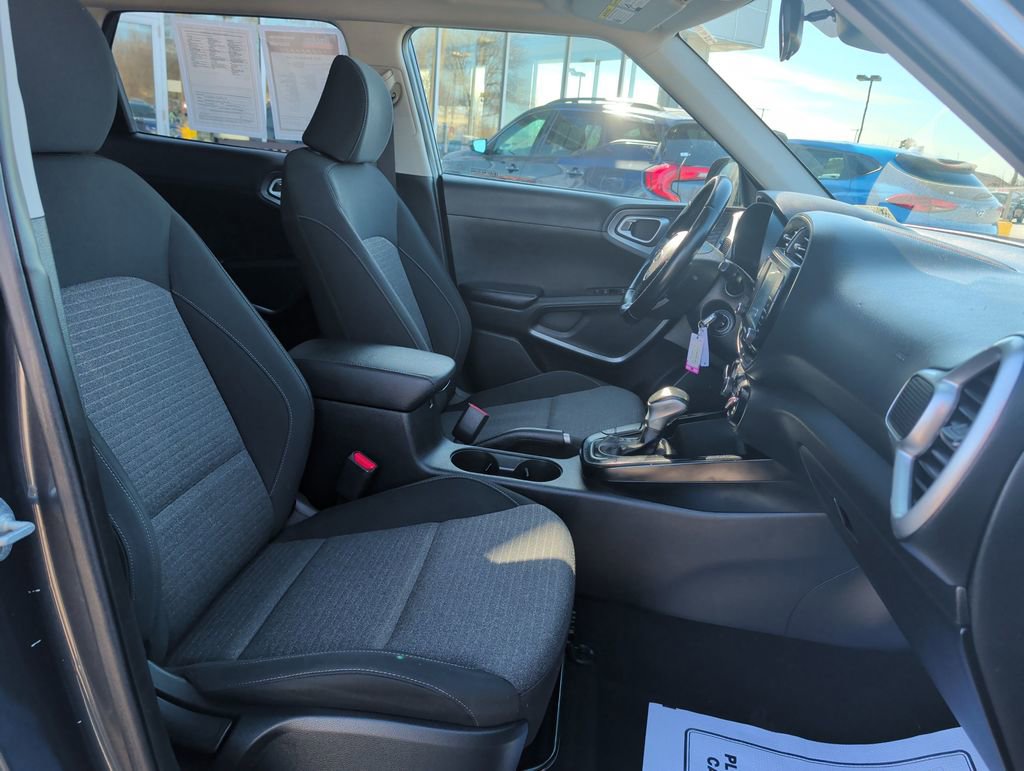 Used 2021 Kia Soul GT-Line image 21
