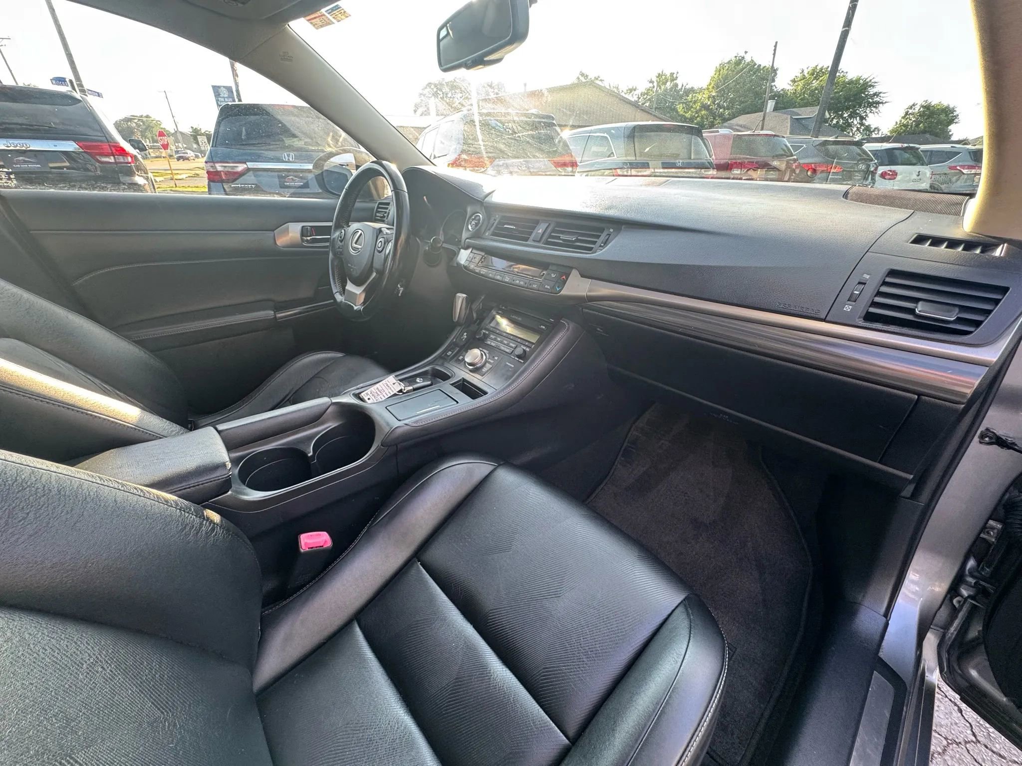 Used 2015 Lexus CT 200h Premium image 23