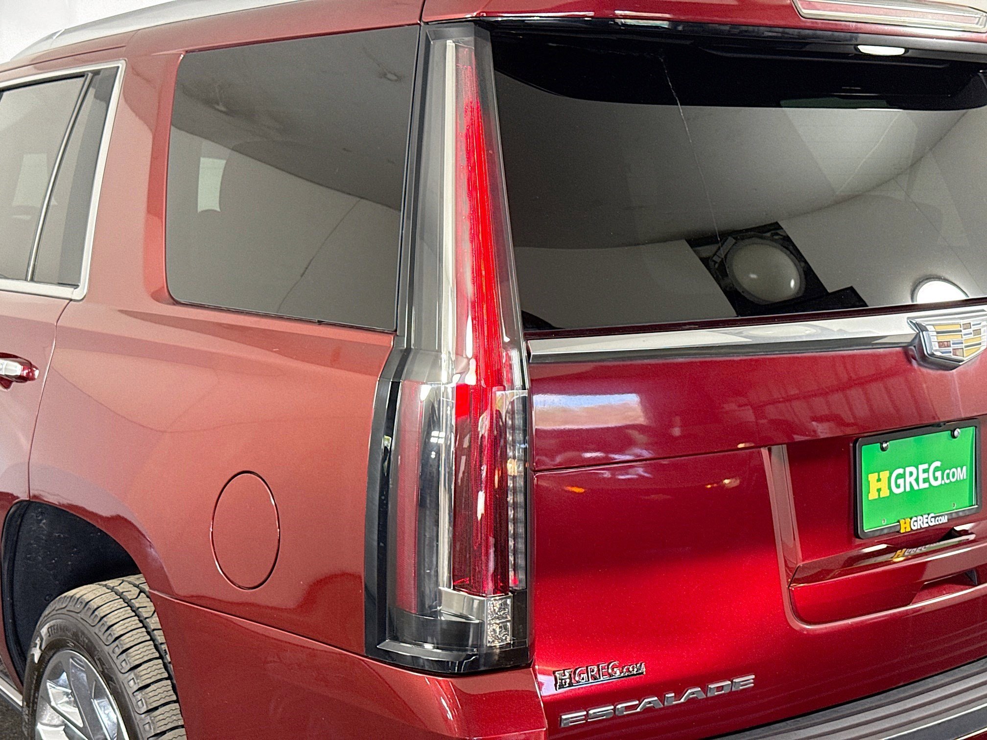 Used 2016 Cadillac Escalade Platinum image 35