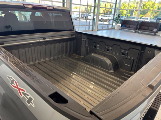 Certified 2024 Chevrolet Silverado 1500 LT AWD/4WD image 44
