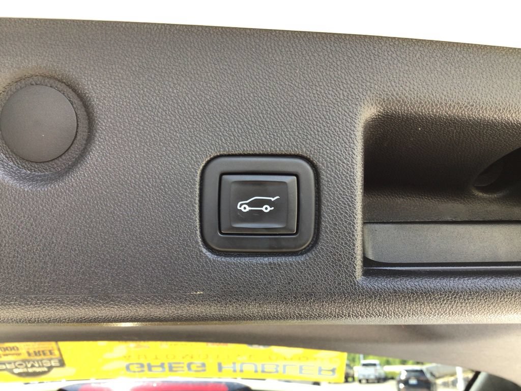 Used 2023 Chevrolet Equinox LT FWD image 42
