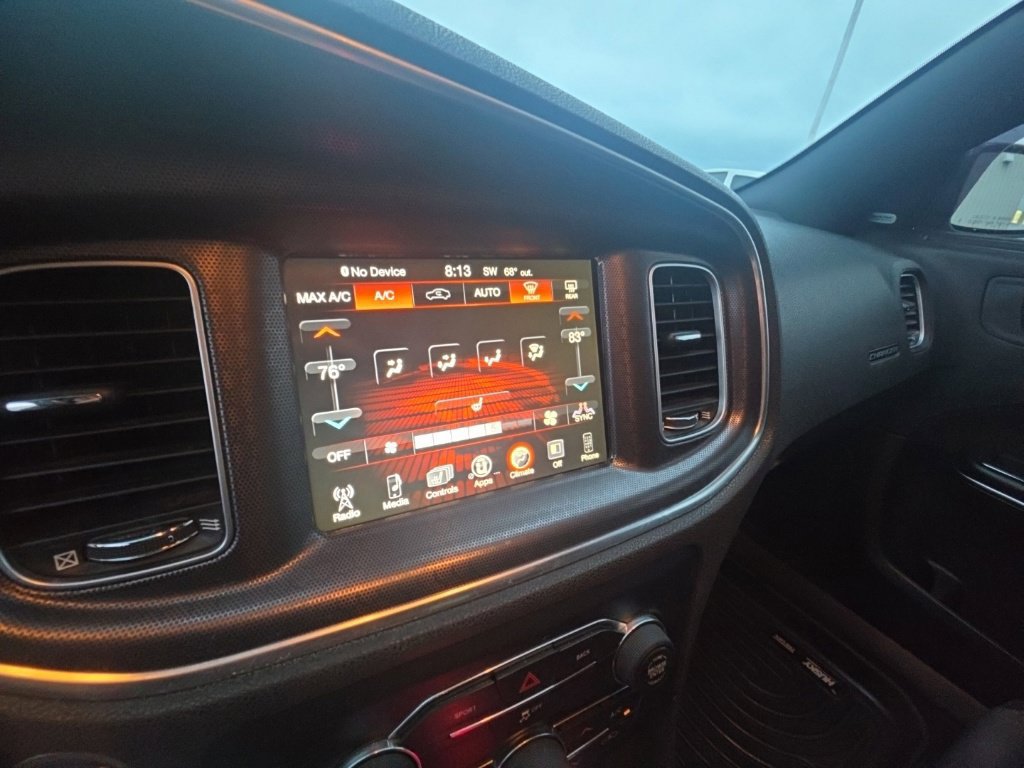 Used 2016 Dodge Charger R/T RWD image 19