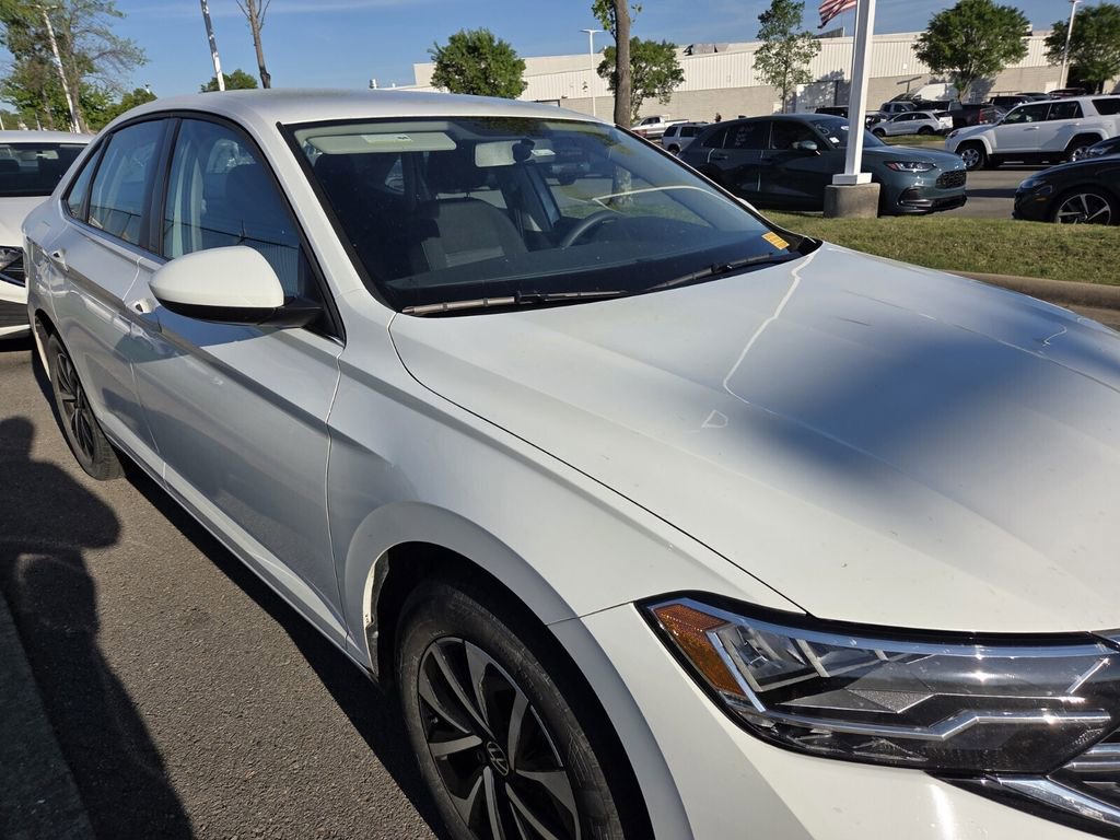 Used 2022 Volkswagen Jetta S image 10