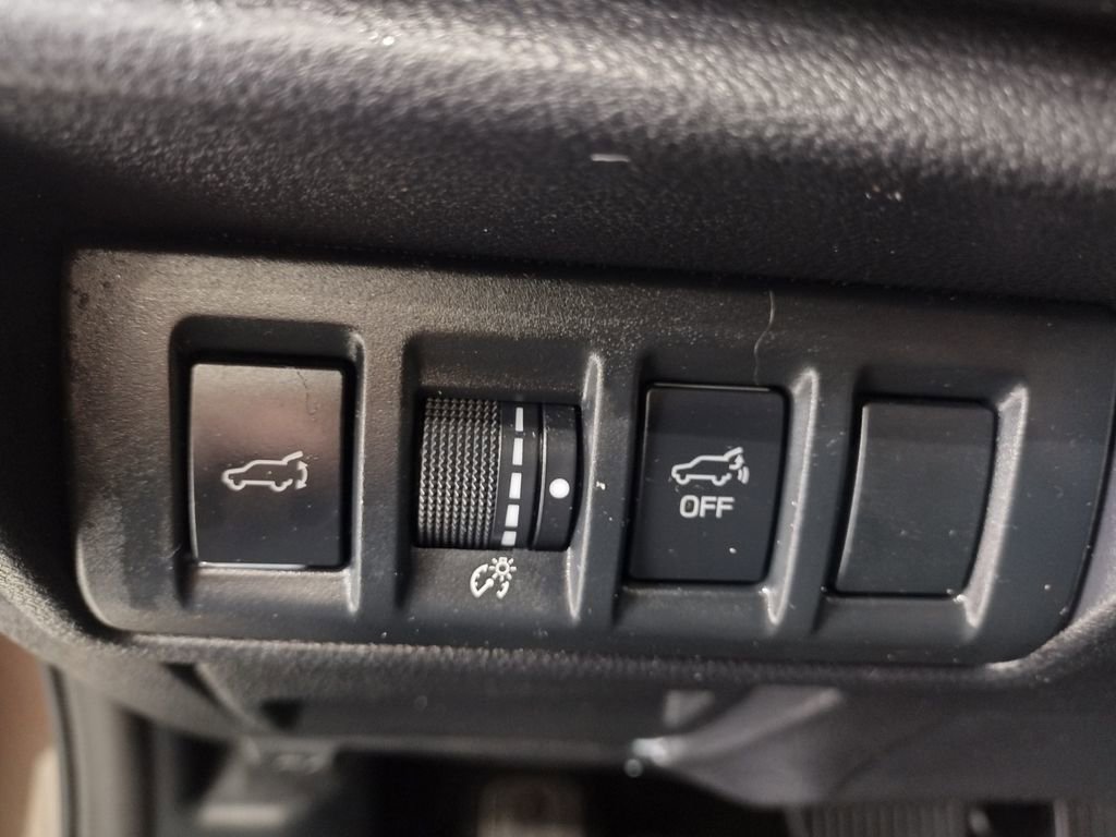 Used 2021 Subaru Outback Limited XT w/ Popular Package #2 AWD/4WD image 30