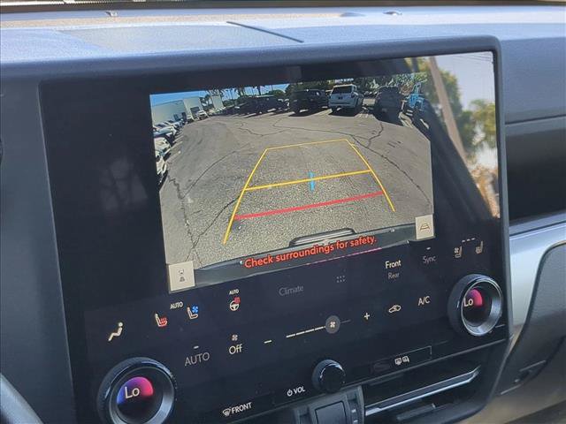 Used 2024 Lexus GX 550 w/ Cold Area Package AWD/4WD image 14